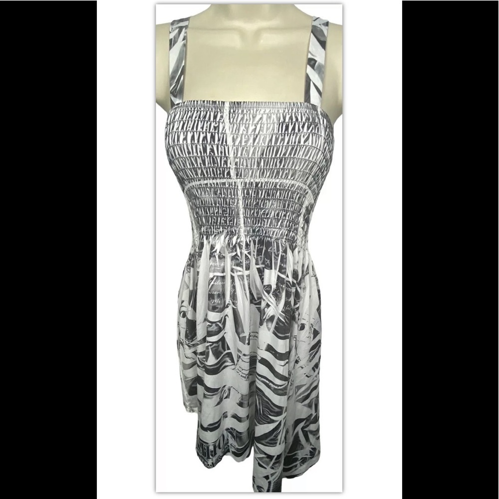 Chesley Juniors Silky Sleeveless Asymmetrical Dress S White Black Ribbed Chest